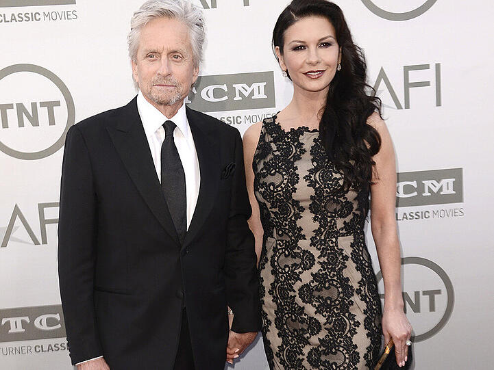Scheinen wieder glücklich: Michael Douglas und Catherine Zeta-Jones Anfang Juni in L.A.