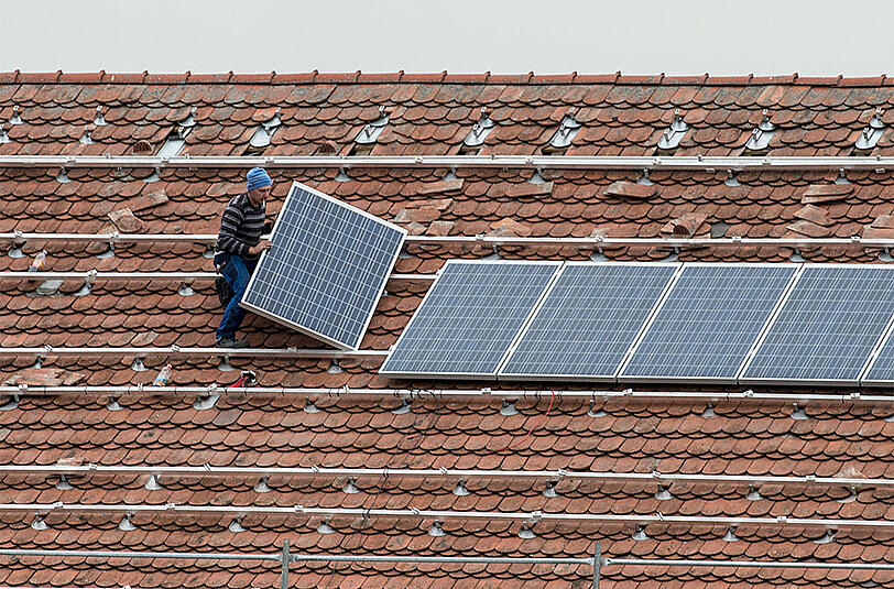Die Kapazität der Solar-Neuanlagen in Deutschland schrumpft zusehends.