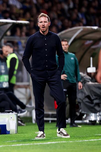 "Er ist sehr schwer zu verteidigen, weil er einen so niedrigen Schwerpunkt hat", sagt Bundestrainer Julian Nagelsmann über Deniz Undav. "Er ist sehr schwer zu verteidigen, weil er einen so niedrigen Schwerpunkt hat", sagt Bundestrainer Julian Nagelsmann über Deniz Undav.