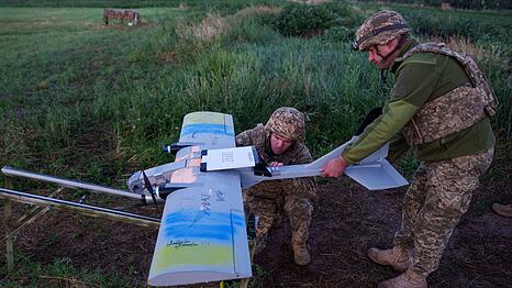 F&uuml;r Schl&auml;ge gegen Ziele im Asowschen Meer nutzt die Ukraine auch Drohnen mit mittlerer Reichweite. (Archivbild)