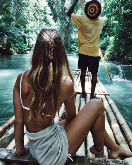 Bei diesen Bildern muss man neidisch werden: Jay Alvarrez und Alexis Ren dokumentieren ihr Leben im Paradies auf Instagram