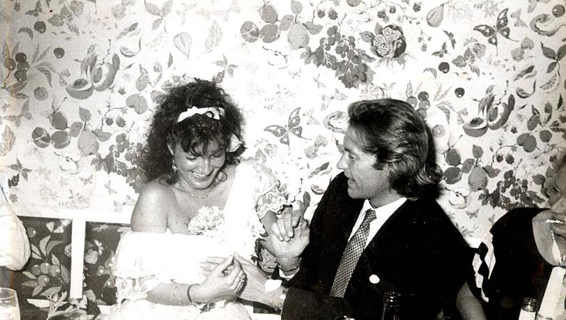 Francesca Guidato und Helmut Berger bei ihrer Hochzeit im November 1994. Francesca Guidato und Helmut Berger bei ihrer Hochzeit im November 1994.