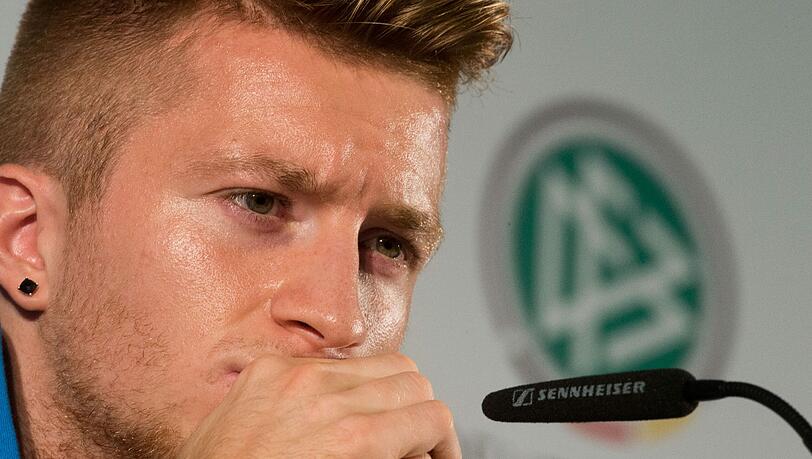 Im Streit um Marco Reus schaltet sich jetzt auch der alte Verein Borussia Mönchengladbach ein. Im Streit um Marco Reus schaltet sich jetzt auch der alte Verein Borussia Mönchengladbach ein.