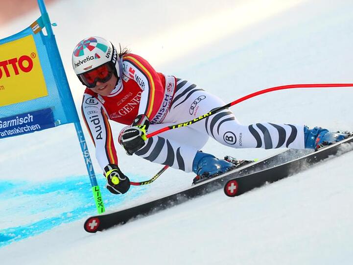 Viktoria Rebensburg fährt auf der Strecke. Foto: Karl-Josef Hildenbrand/dpa/Archivbild