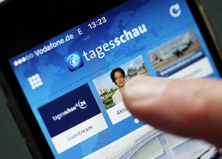 Zeitungsverleger haben erfolgreich gegen das Angebot in der Tagesschau-App geklagt.