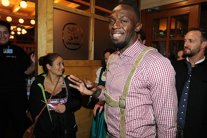 Usain Bolt besuchte am Mittwoch das Schützenzelt und Käfers Wiesn Schänke