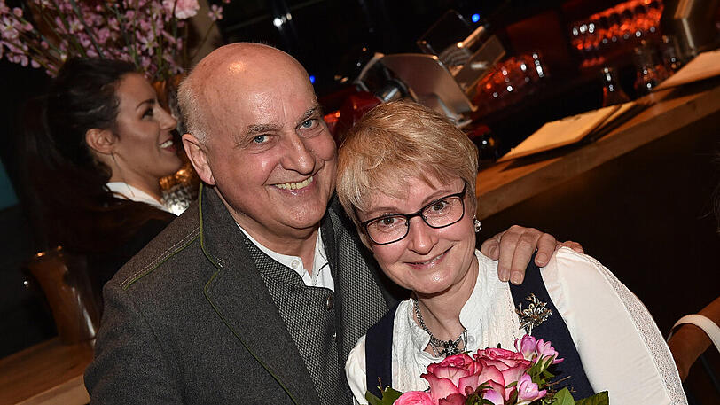 Dr. Axel Munz (Angermaier), Gesine Jordan.