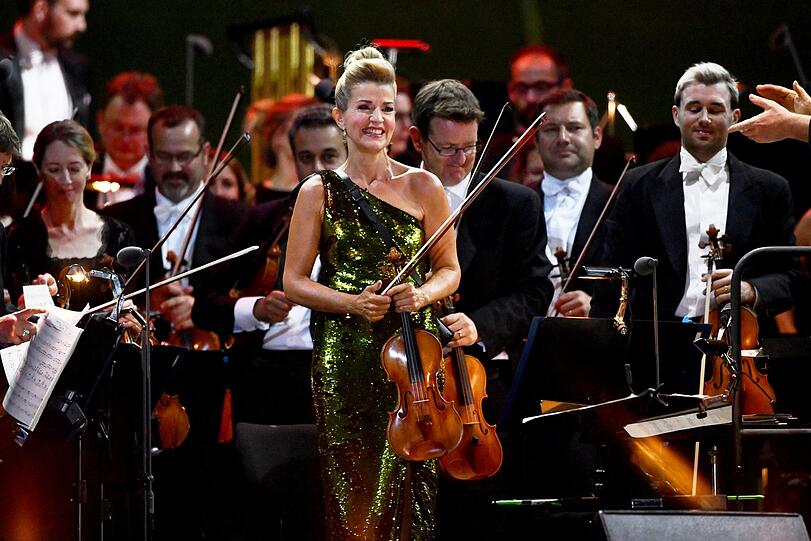 Anne-Sophie Mutter bei ihrem Konzert auf dem Königsplatz.