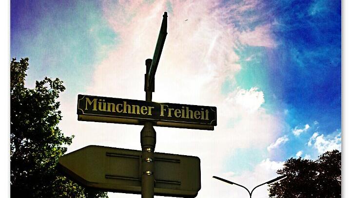 "Time To Relax @ Münchner Freiheit" "Time To Relax @ Münchner Freiheit"