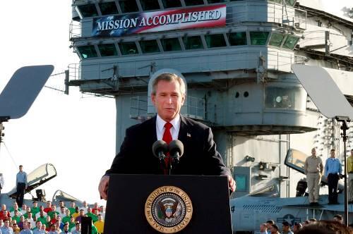 "Mission erfüllt", sagte Bush im Mai 2003 wenige Wochen nach Kriegsbeginn - eine voreilige Äußerung.