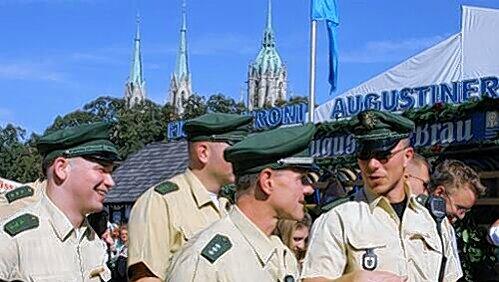 Polizisten auf dem Oktoberfest Polizisten auf dem Oktoberfest
