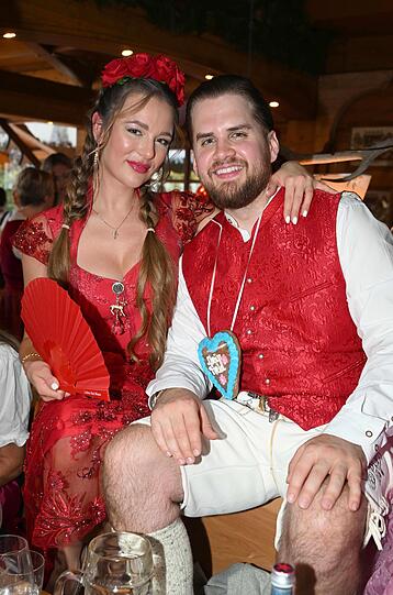 Joelina Drews und ihr Freund Adrian Louis