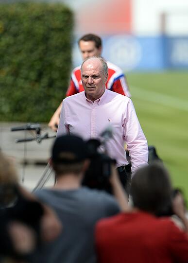 Ex-Präsident Uli Hoeneß beim Bayern-Abschlusstraining an der Säbenerstraße!