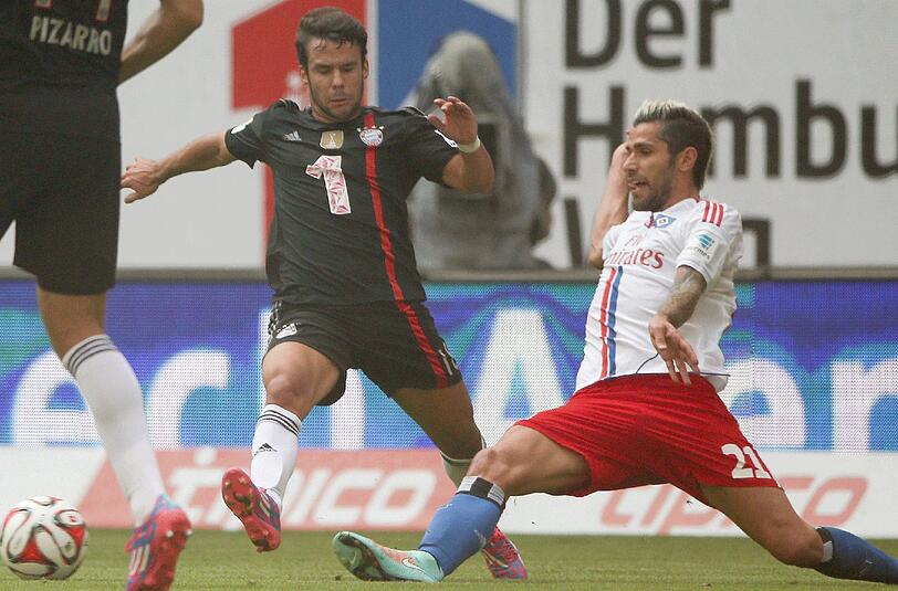 JUAN BERNAT: NOTE 3.
Der einzige Neuzugang in der Startelf als offensiver Außenverteidiger, ordentlicher Schuss (32.) - zu zentral, gehalten von Drobny. Mal aufgefallen? Den Spanier wechselt Pepp nie aus.