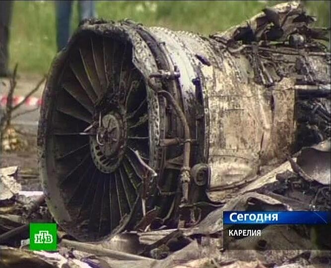 Flugzeugabsturz in Russland: Die Bilder