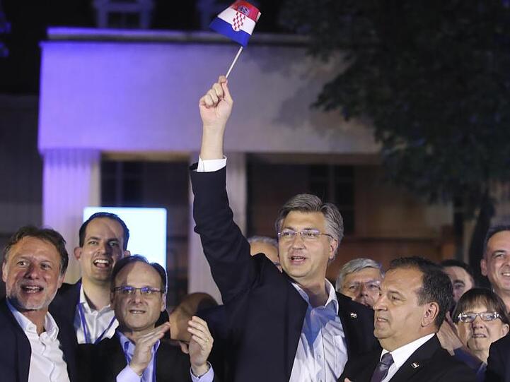 Andrej Plenkovic freut sich über den Ausgang der Wahl.