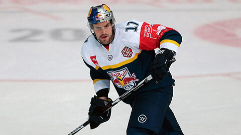 EHC-Stürmer Brooks Macek