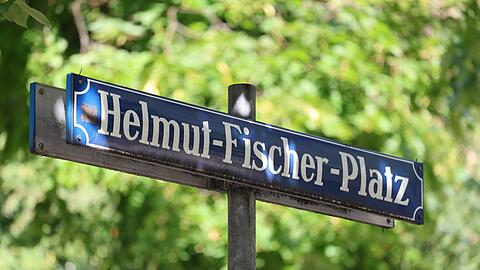 Ein ruhiges Schwabinger Fleckerl: der Helmut-Fischer-Platz.