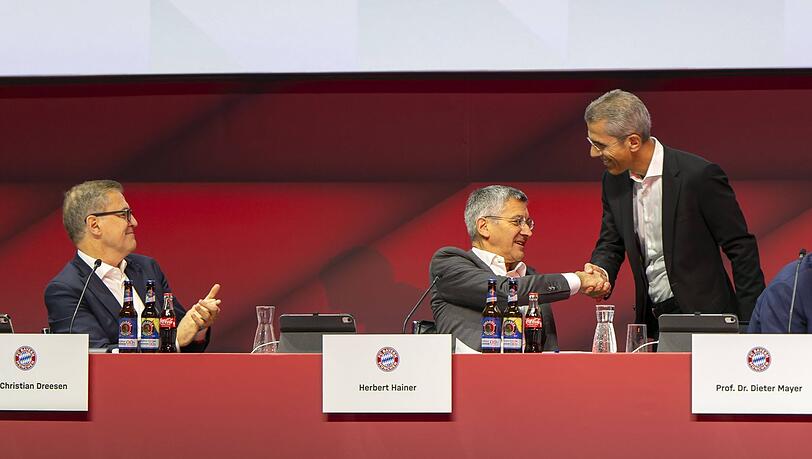 Die Harmonie-Bayern: Vorstandsboss Jan-Christian Dressen (l.), Präsident Herbert Hainer (r.) und Dreesen-Stellvertreter Michael Diederich (v.l.)