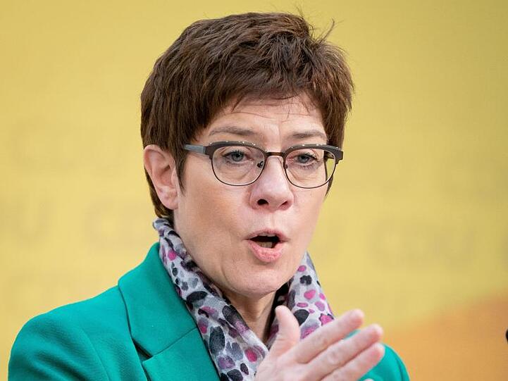 Annegret Kramp-Karrenbauer (CDU). Foto: Kay Nietfeld/dpa/Archivbild