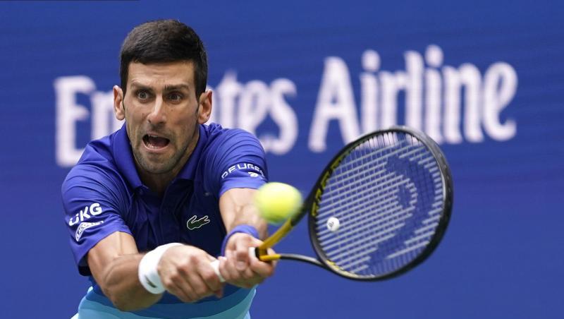 Beantwortet Fragen nach seinem Impfstatus nicht: Novak Djokovic in Aktion.
