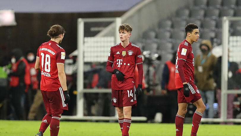 Paul Wanner (M.) feierte am Freitag gegen Borussia Mönchengladbach sein Bundesliga-Debüt. Paul Wanner (M.) feierte am Freitag gegen Borussia Mönchengladbach sein Bundesliga-Debüt.