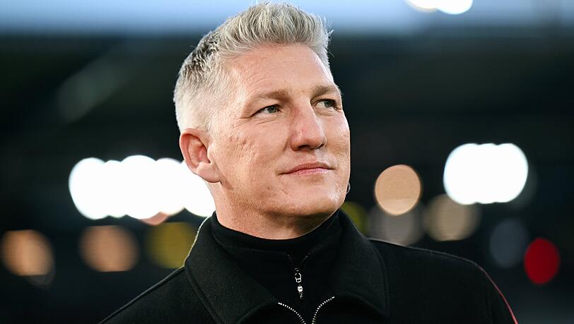 Bastian Schweinsteiger ist aktuell in den USA unterwegs. Nach dem öffentlichen Trubel, den er mit Ehefrau Ana Ivanovic verursacht hat, meldet er sich nun zurück.