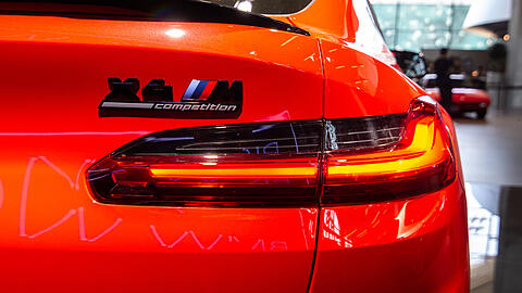 Ein BMW X4M Competition – für so einen Sportwagen blättert man rund 100.000 Euro hin. (Symbolbild) Ein BMW X4M Competition – für so einen Sportwagen blättert man rund 100.000 Euro hin. (Symbolbild)