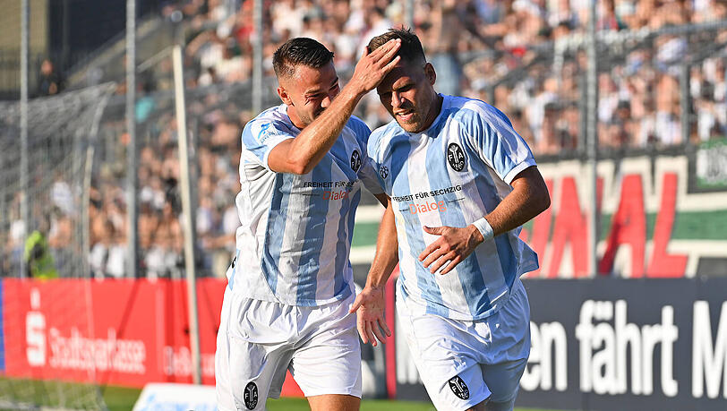 Traf für den TSV 1860 gegen den FCA II: Florian Niederlechner. Traf für den TSV 1860 gegen den FCA II: Florian Niederlechner.