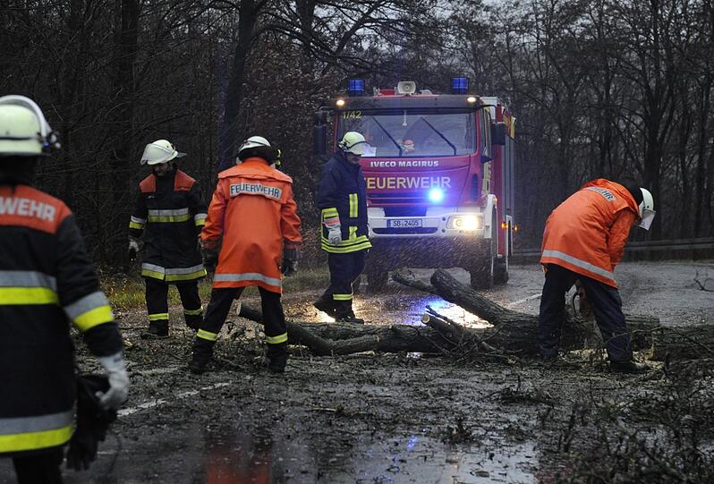 Orkan "Joachim" und seine Auswirkungen in Deutschland: Die Bilder
