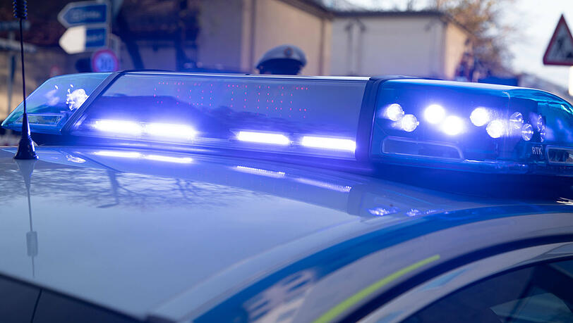 Die Polizei sperrte nach dem Unfall die Planegger Straße für über fünf Stunden. (Symbolbild)
