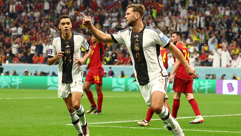 Alle lieben Lücke! Niclas Füllkrug rettet gegen Spanien mit seinem erlösenden Tor zum 1:1 die nach der Japan-Pleite angeknackste Ehre der deutschen Nationalmannschaft.