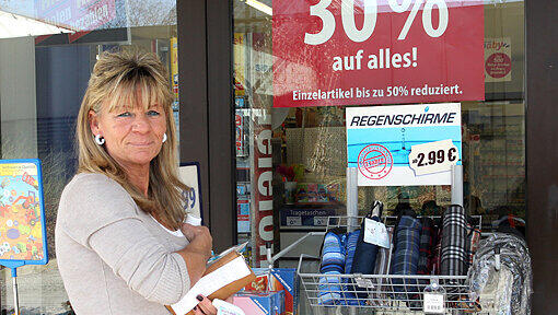 Für 21 Münchner Filialen ist mit Samstag, 24. März, Schluss. Ein Räumungsrabatt von 30 Prozent auf alles soll die Regale leeren und den Kunden den Abschied versüßen Für 21 Münchner Filialen ist mit Samstag, 24. März, Schluss. Ein Räumungsrabatt von 30 Prozent auf alles soll die Regale leeren und den Kunden den Abschied versüßen