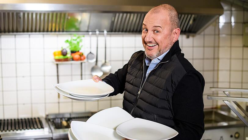 Kabel Eins schmeißt die Koch-Show "Wir kochen zusammen" aus dem Programm. Stattdessen läuft die Sendung "Achtung Kontrolle aktuell".