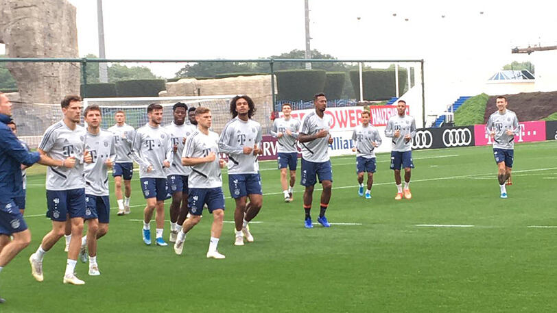 Joshua Zirkzee trainierte am Freitag wieder mit der Mannschaft.