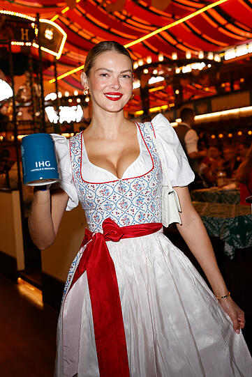 Darya Strelnikova Darya Strelnikova