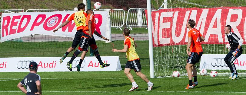 Der FC Bayern am vierten Trainingstag in Doha.