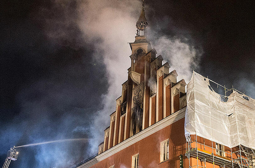 Feuer in Straubing: Die Bilder vom Rathaus-Brand.