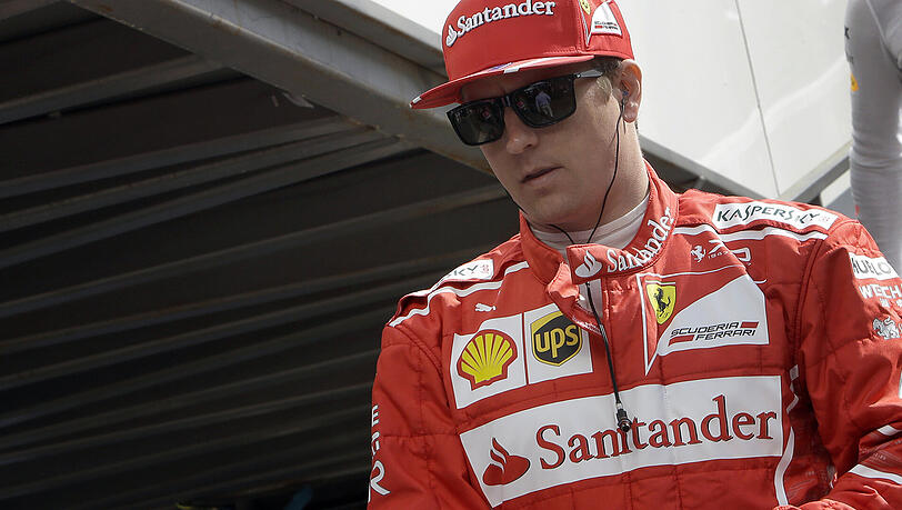 Für Kimi Räikkönen ist es die erste Pole Position seit dem Frankreich-Rennen 2008. Für Kimi Räikkönen ist es die erste Pole Position seit dem Frankreich-Rennen 2008.