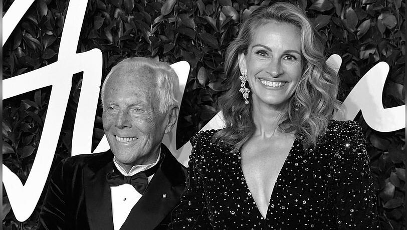 Der verstorbene Giorgio Armani mit Hollywoodstar Julia Roberts im Jahr 2019. Sie verabschiedet sich von einem Freund.