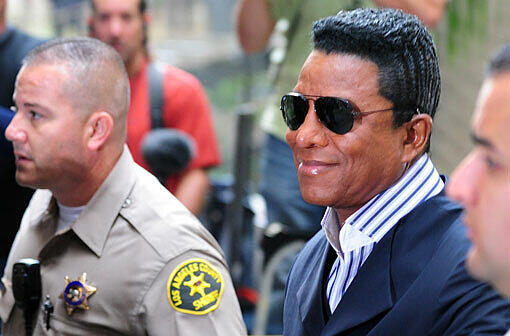 ...Michaels Bruder Jermaine ist beim Prozess dabei. Genauso wie...