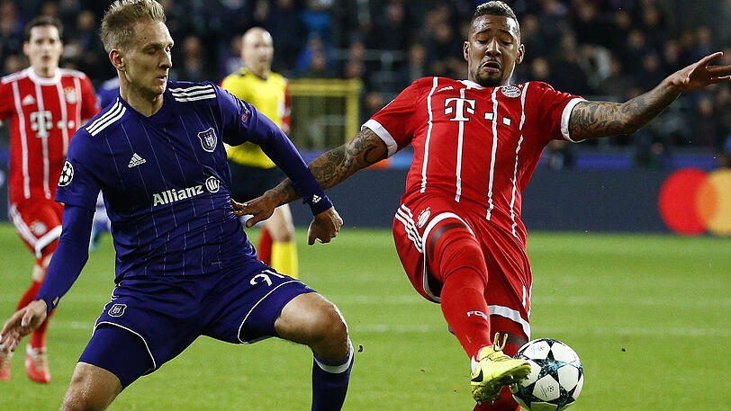 JEROME BOATENG - NOTE 4. Comeback nach wieder drei Wochen Pause für den Innenverteidiger. Begann mit einem Ballverlust-Bock (8.), auch danach oft zu spät in den Aktionen, wirkt nicht zu 100 Prozent fit. Nach Robbens Aus Kapitän.