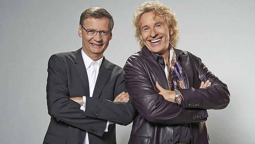 Die zwei Show-Größen wieder vereint: Günther Jauch (l.) und Thomas Gottschalk Die zwei Show-Größen wieder vereint: Günther Jauch (l.) und Thomas Gottschalk