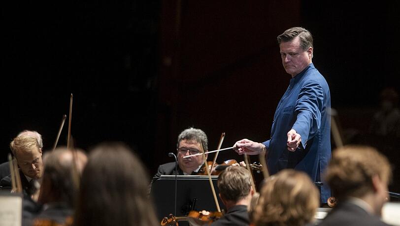 Christian Thielemann und die Wiener Philharmoniker im Großen Festspielhaus der Salzburger Festspiele.