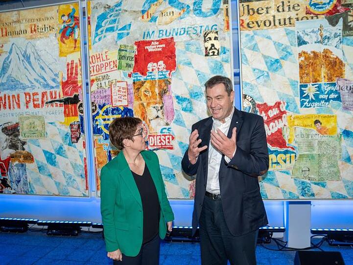 CDU-Bundesvorsitzende Annegret Kramp-Karrenbauer neben Bayerns Ministerpräsident Markus Söder (CSU). Foto: Michael Kappeler/dpa