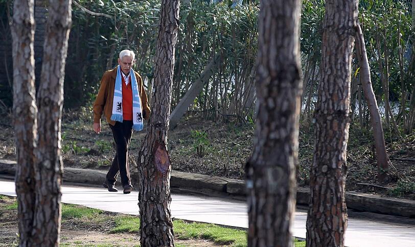Präsident Dieter Schneider im Trainingslager in Belek.