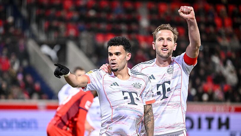 Zeigten eine famose vorige Saison im Bayern-Angriff: Luiz Diaz (links) und Torj&auml;ger Harry Kane. (Archivbild)