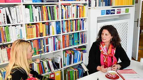 Tamara Dietl im Gespräch mit LEUTE-Kolumnistin Kimberly Hoppe.