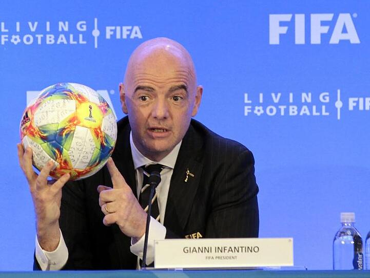 Muss für seine Expansionspolitik noch reichlich Überzeugungsarbeit leisten: FIFA-Präsident Gianni Infantino.