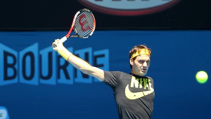 Roger Federer bereitet sich auf Melbourne vor Roger Federer bereitet sich auf Melbourne vor